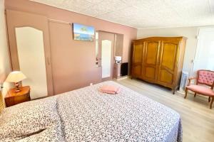Zdjęcie z galerii obiektu Villa DAMALIX front de mer 5 pax Plage w miejscowości Saint-Raphaël