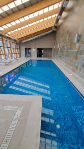 Bazén v ubytování Hotel Diego de Almagro Castro nebo v jeho okolí