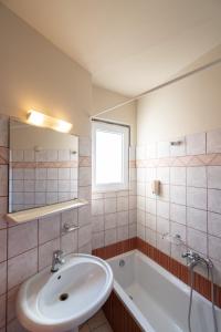 A bathroom at Hotel Ntinas