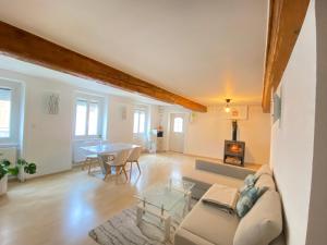 Zdjęcie z galerii obiektu La SPACIEUSE- Chambre privée-Cosy-Climatisée w mieście Genilac