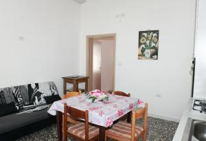 A seating area at Appartamenti Blue House