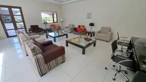 Posezení v ubytování Hotel Diego de Almagro Osorno