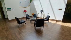 Posezení v ubytování Hotel Diego de Almagro Osorno