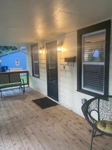 Ảnh trong thư viện ảnh của Luxurious and peaceful ở Topeka