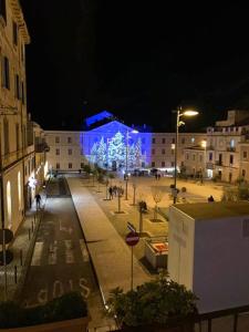 Budova, kde se bed and breakfast nachází + 9 fotografií