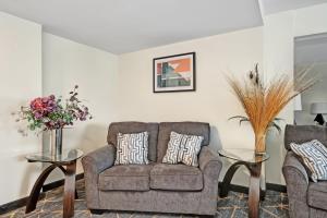 Area soggiorno di Holiday Inn - Piscataway - Somerset by IHG