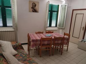 Posedenie v ubytovaní SUL PORTO A 2 MINUTI DAL MARE CITRA010007-LT-0079