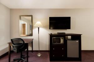 Kuchyň nebo kuchyňský kout v ubytování Americas Best Value Inn Alpine