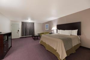 Postel nebo postele na pokoji v ubytování Americas Best Value Inn Alpine