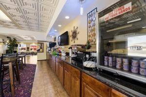 Kuchyň nebo kuchyňský kout v ubytování Americas Best Value Inn Alpine