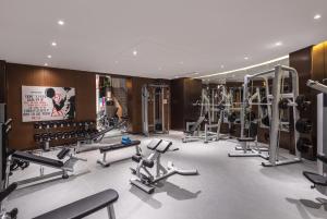 Fitness centrum a/nebo fitness zařízení v ubytování Metropark Hotel Hongqiao Shanghai