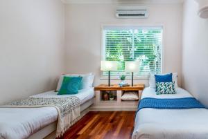 棕櫚灣的住宿－Belle Escapes Oceanview Suite 48 with Private Pool Alamanda Resort Palm Cove，相簿中的一張相片
