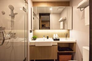 Баня в CM Serviced Apartment Shenzhen Dongmen