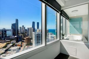 Nespecifikovaný výhled na destinaci Gold Coast nebo výhled na město při pohledu z apartmánu