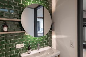 Ένα μπάνιο στο Livingreen Residences