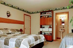 Ảnh trong thư viện ảnh của PineWood Guesthouse ở Peachland