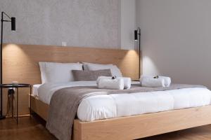 Posteľ alebo postele v izbe v ubytovaní Deluxe 4 Bedrooms Apartment in Athens Center