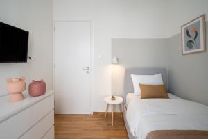 Posteľ alebo postele v izbe v ubytovaní Deluxe 4 Bedrooms Apartment in Athens Center