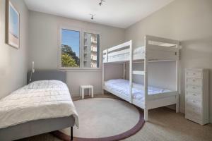 Posteľ alebo postele v izbe v ubytovaní Charmant appartement à 200 m de la mer!