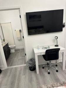 ボルチモアにあるLux Apartment Queen bed Downtown Baltimore, free parkingのギャラリーの写真
