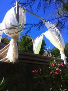Vonkajšia záhrada v ubytovaní Maison chaleureuse au cœur des Calanques de Marseille + jardin.