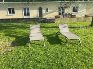Aed väljaspool majutusasutust maison plain pied Charleval