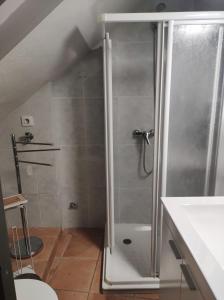 Koupelna v ubytování APT 1 Acollidor al Centre Històric de Vic APTGARBI