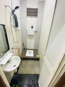 Un baño de Homestay K Terengganu Affan04 dekat Unisza & Pantai