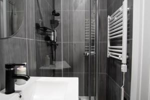 Łazienka w obiekcie Dream Apartments - Gdańska 72