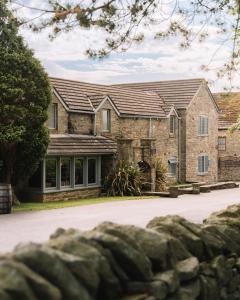 コンセットにあるDerwent Manor Boutique Hotelの石造りの家像