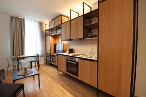 Kuchyň nebo kuchyňský kout v ubytování S12 - Boardinghouse by Hotel Trezor