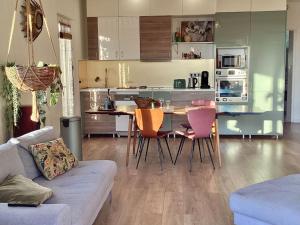 Zdjęcie z galerii obiektu Appartement de charme vue mer w Cassis