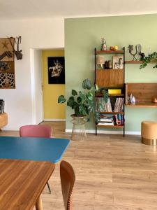 Zdjęcie z galerii obiektu Appartement de charme vue mer w Cassis