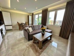 Zona d'estar a Mielno Escape Apartment