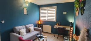 Posedenie v ubytovaní Charmant T2 proche Château, Gare, UCO, Parking gratuit privé