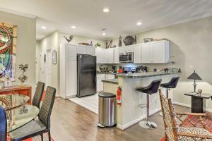 Gallery image of 2 Mi to Ocean Rehoboth Beach Townhome with Grill! in Rehoboth Beach