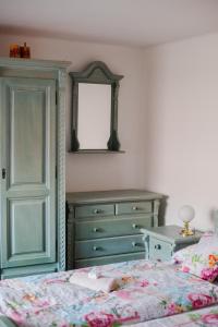 A bed or beds in a room at Gazdov dvor