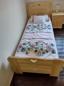 A bed or beds in a room at Gazdov dvor