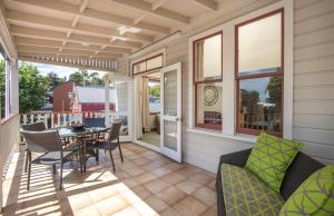 Μπαλκόνι ή βεράντα στο City Apartment South Street +7 φωτογραφίες