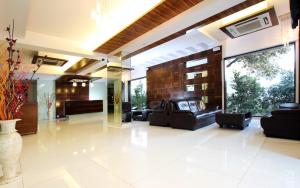 Posezení v ubytování Nestor Hotel, Mumbai