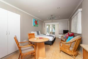 Posezení v ubytování Moana Sands Beachfront Villas