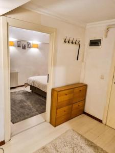 Postel nebo postele na pokoji v ubytování Comfortable apartment in Istiklal Street