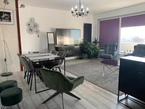 Зона вітальні в Duplex lux - Thoria