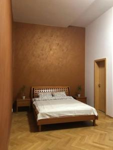 Postel nebo postele na pokoji v ubytování Exclusive Unique Apartment - Prague Central