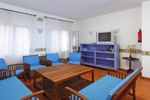 Μια τηλεόραση ή/και κέντρο ψυχαγωγίας στο Hotel Caleta