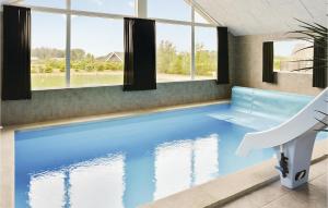 Bazén v ubytování Amazing Home In Stege With Wifi nebo v jeho okolí