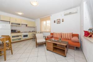 Kuchyň nebo kuchyňský kout v ubytování Apartment Katarina