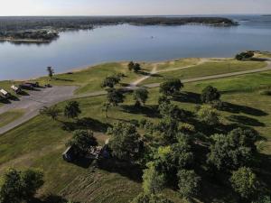 an aerial view of a park next to a lake at Lakeview Cedar Cabin - Kicks 66 - 4 in Mead