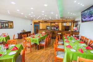 Restaurace v ubytování Transit Budget Hotel