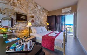 Postel nebo postele na pokoji v ubytování Mistral Hotel - For Solo Travelers